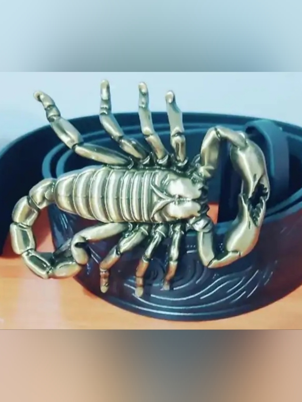 New scorpion Belt buckle See Both Colors Available